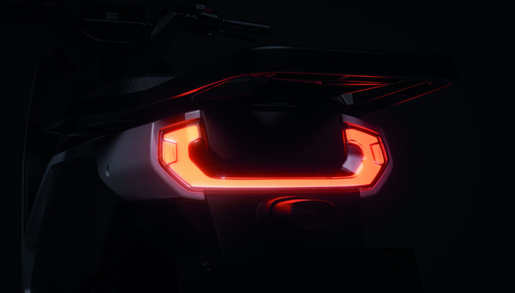 F01_4